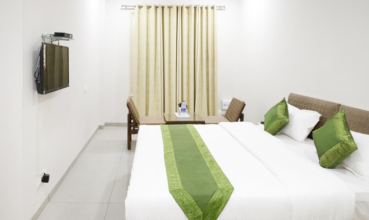 Itsy Hotels Kamron Mohali Esterno foto